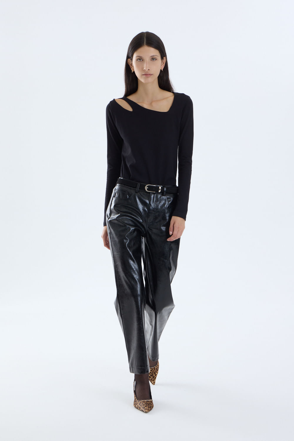 Remera cut out sullivan