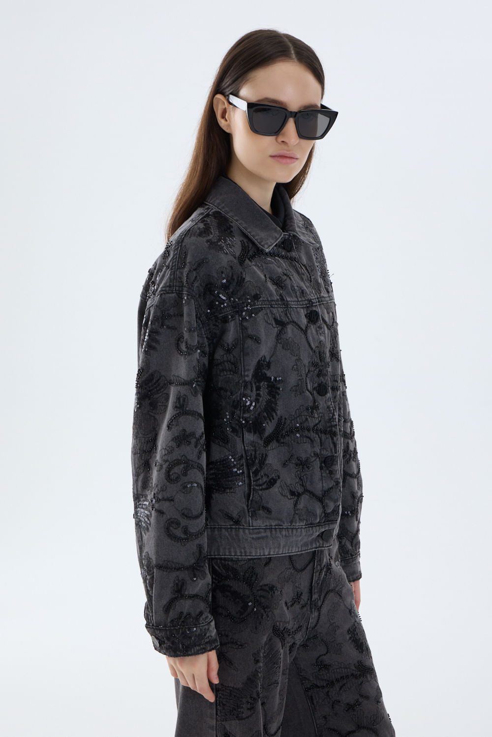 Campera bordada denim night bloom — imagen 4