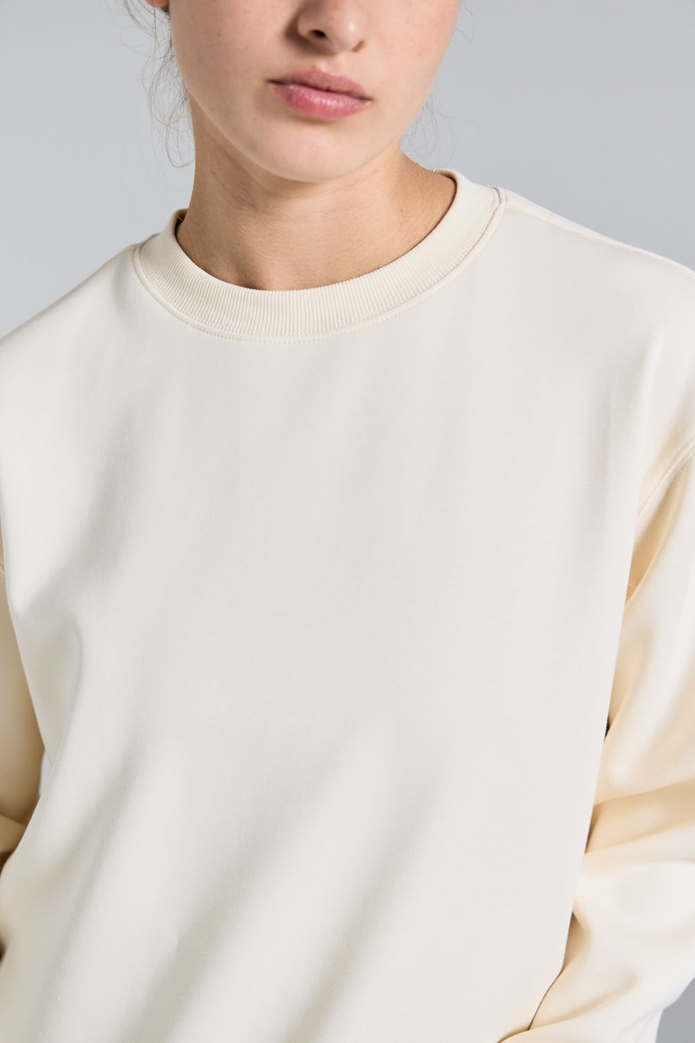 Buzo simil cupro athleisure de Portsaidsaa — imagen 3