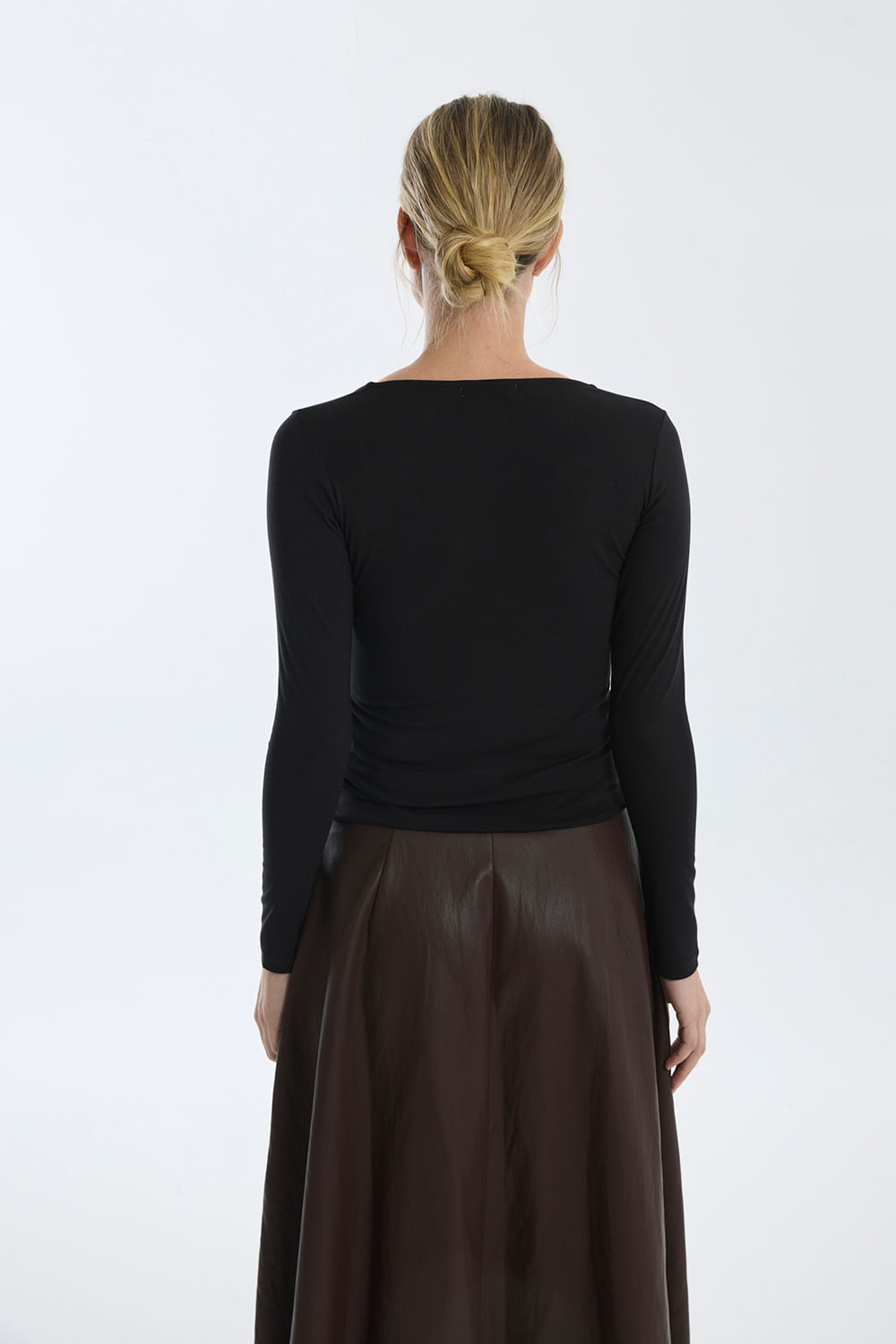 Remera Charlotte de Portsaidsaa — imagen 4