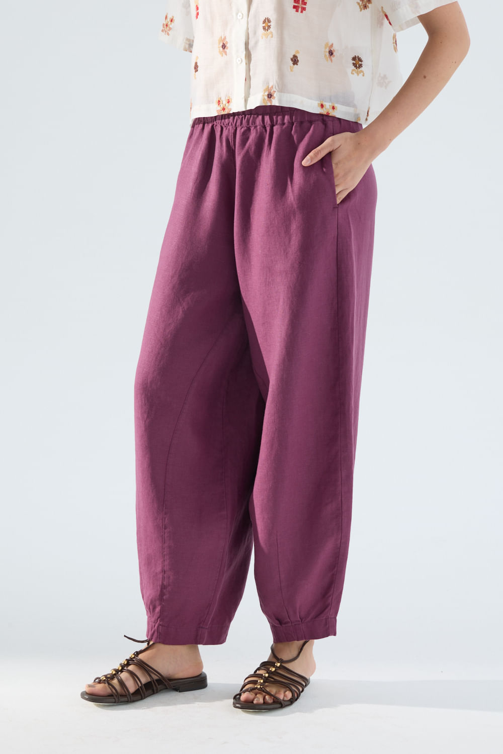 Pantalón barrel lino roses de Portsaidsaa — imagen 3
