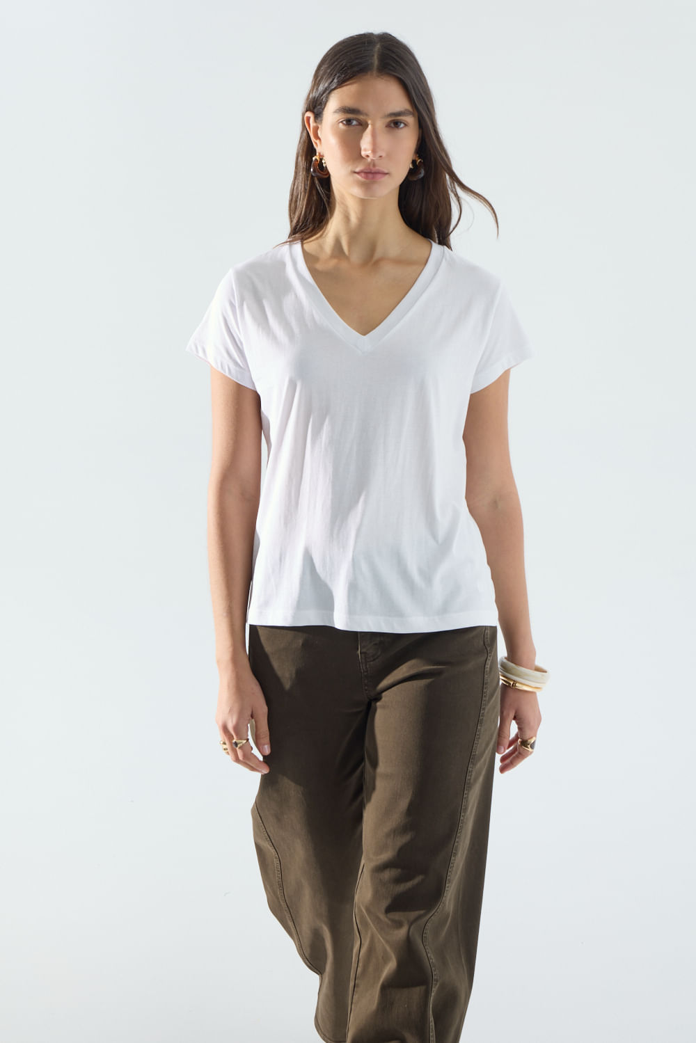 Remera basic escote en V Portsaidsaa